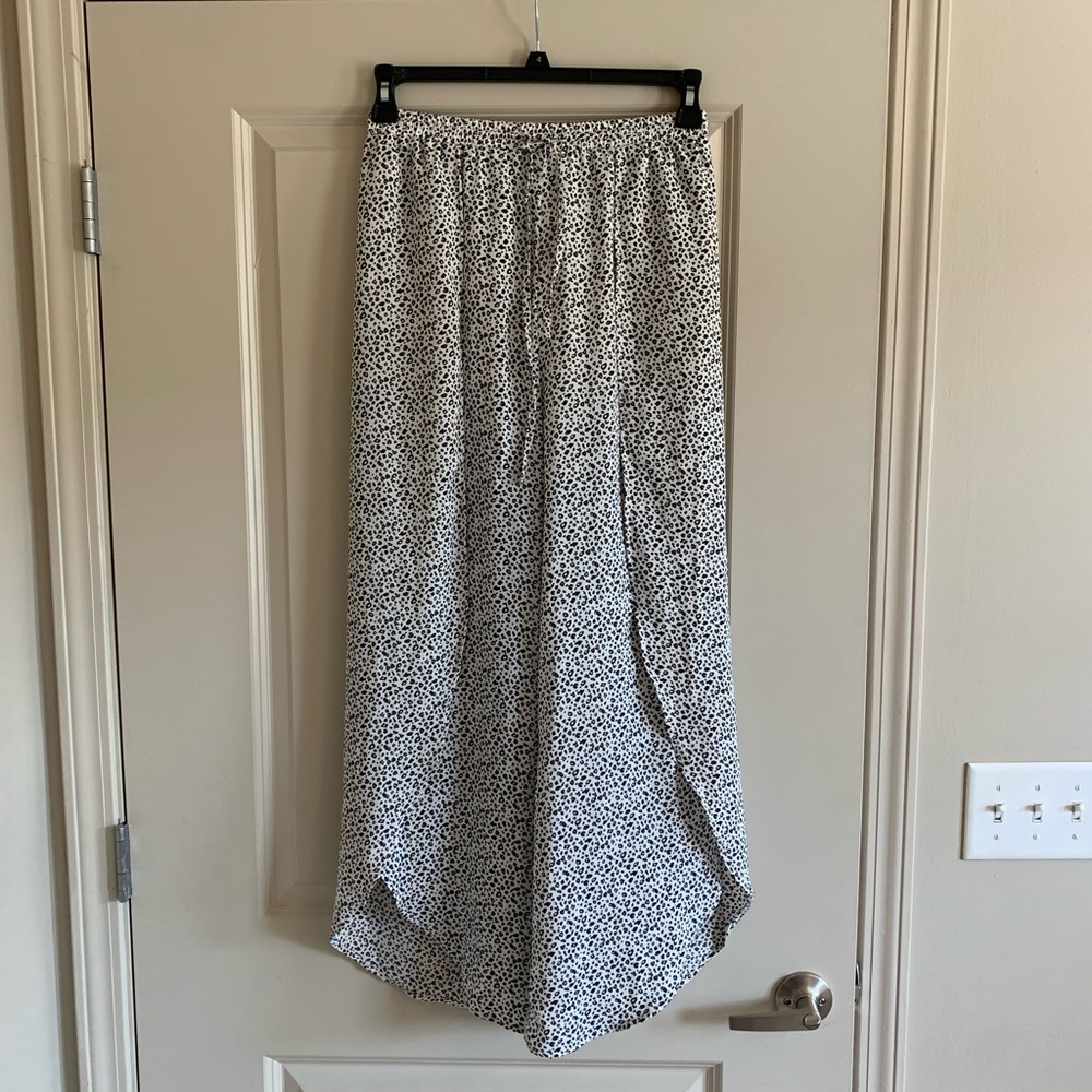 Women's Black and White Wide Leg Pants